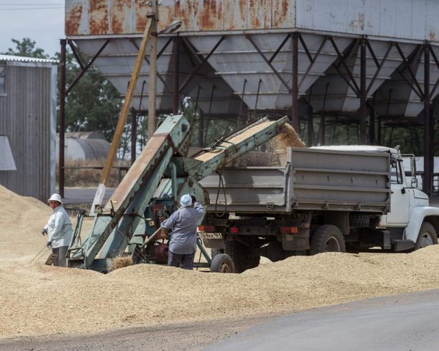 The Region of the Volga Delta beginning to Experience Shortage of Capacities to Receive New Grain Harvest !!!